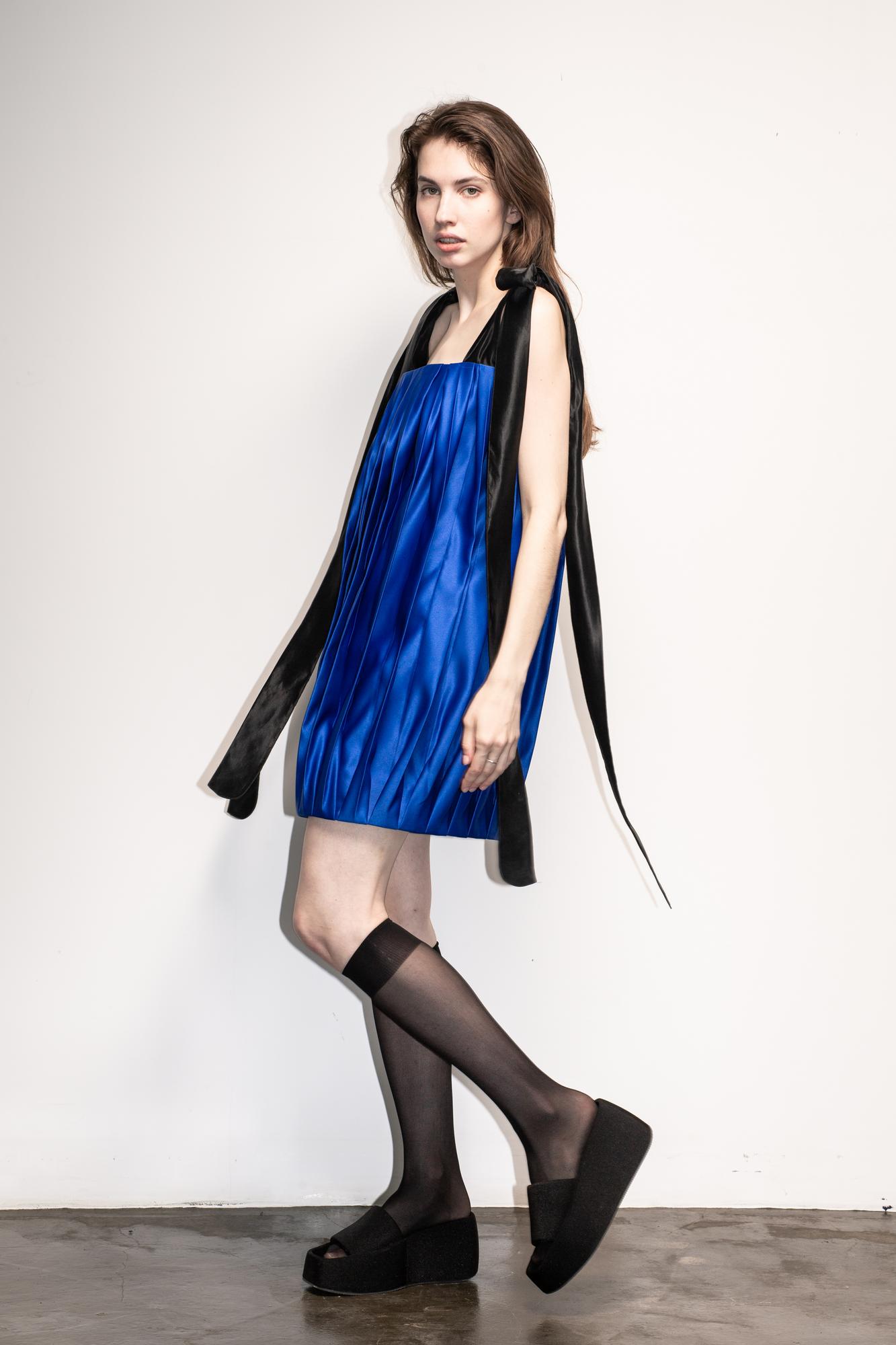 Платье складки