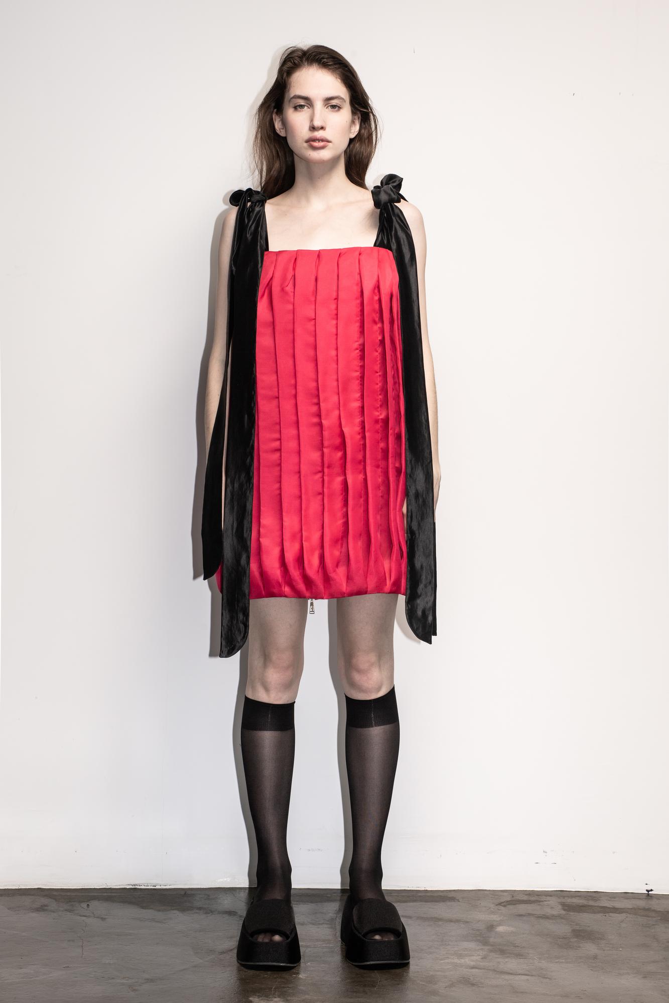 Платье складки