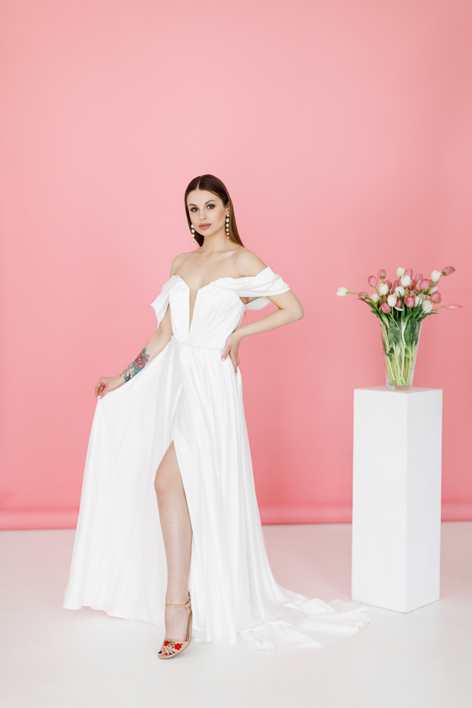 Шелковое платье "Айла" white