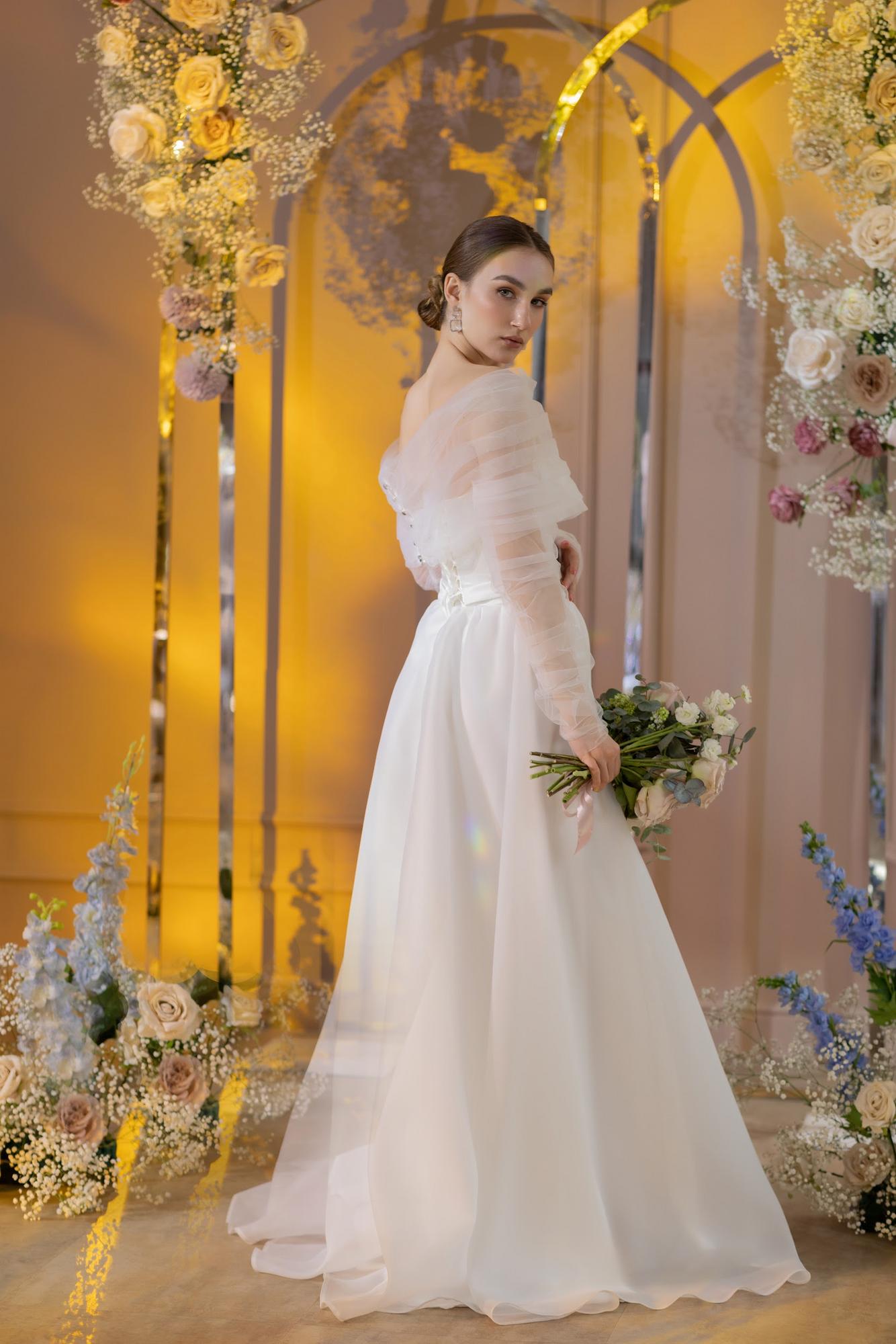 Свадебное платье "Наре"  white