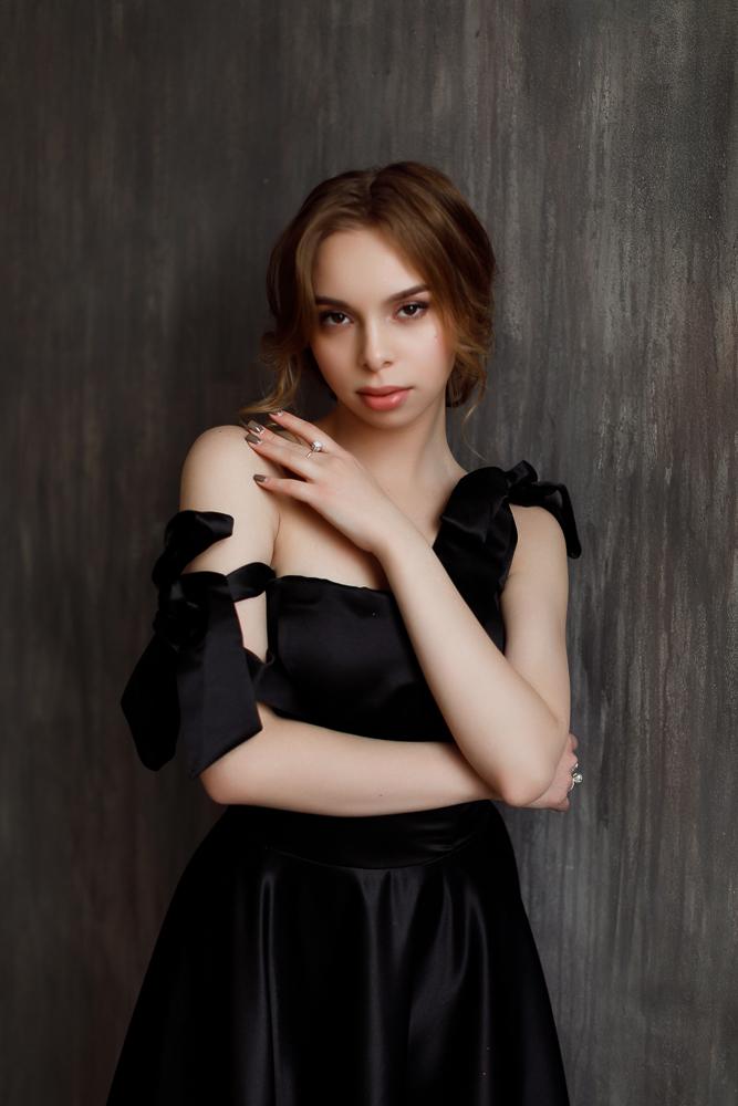 Коктейльное платье миди "Вера" black