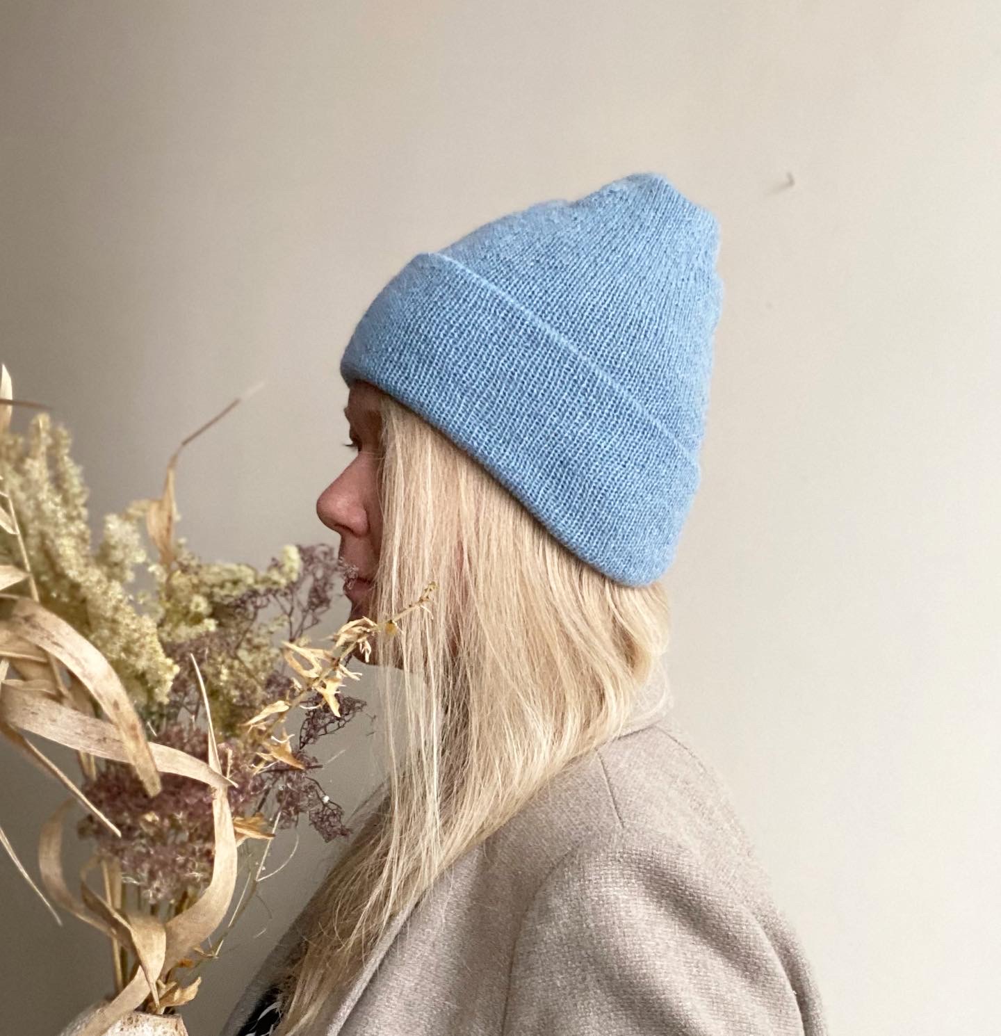 КАШЕМИРОВАЯ ДВОЙНАЯ ШАПКА ГОЛУБАЯ