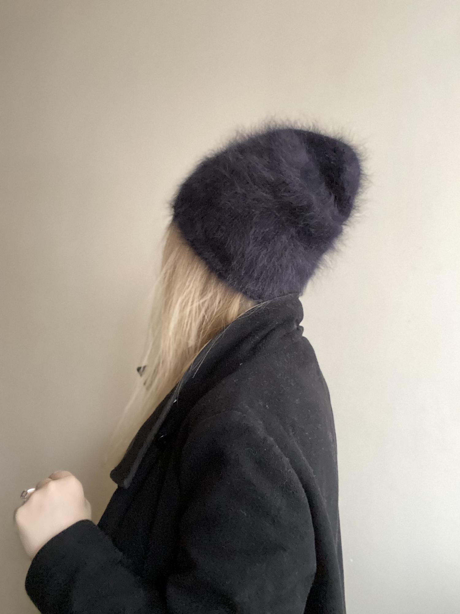 ШАПКА БАЗОВАЯ ЧЕРНАЯ ИЗ АНГОРЫ (ФРАНЦИЯ)