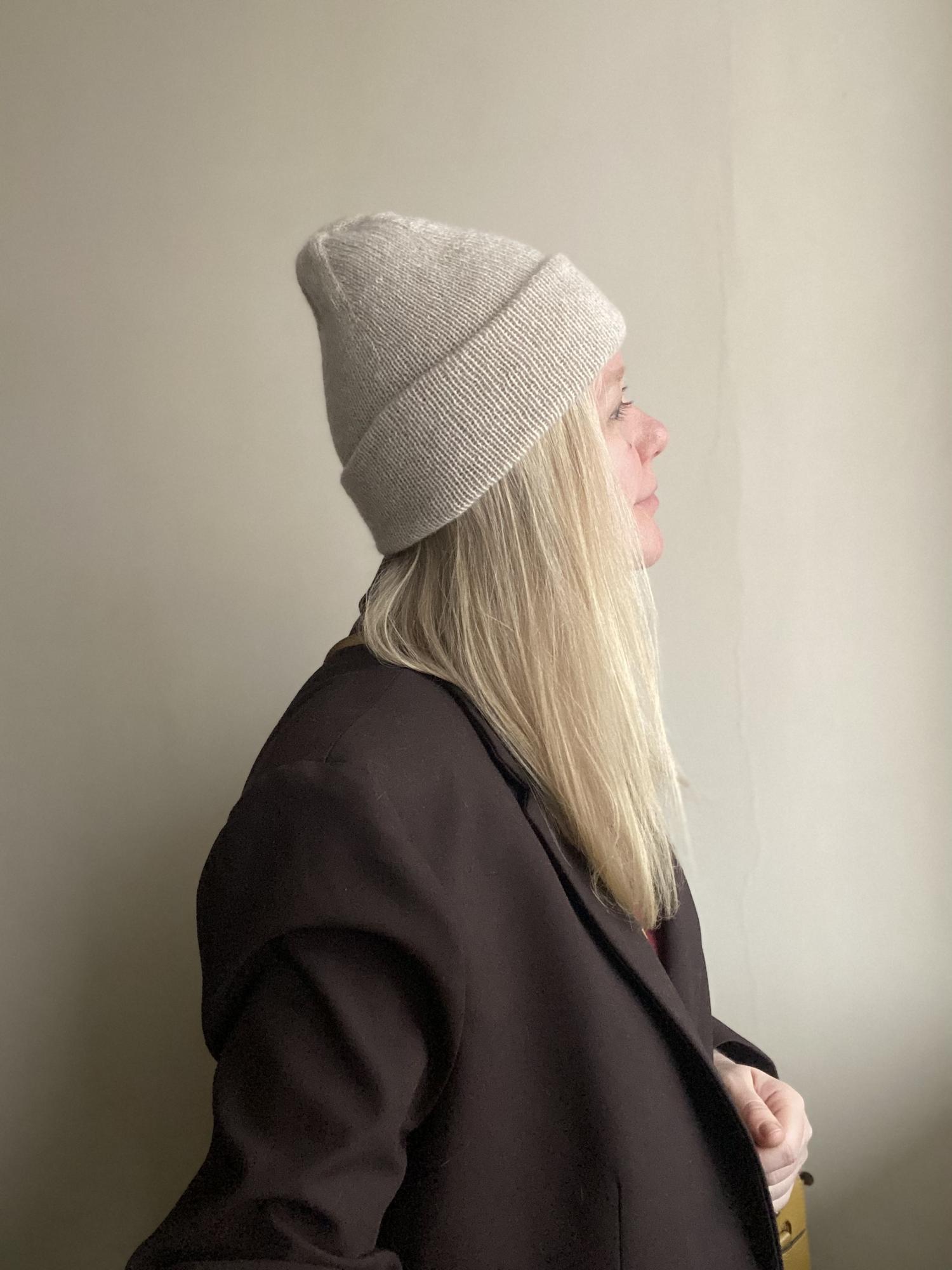 ШАПКА КАШЕМИРОВАЯ ДВОЙНАЯ БЕЛЫЙ ПЕСОК