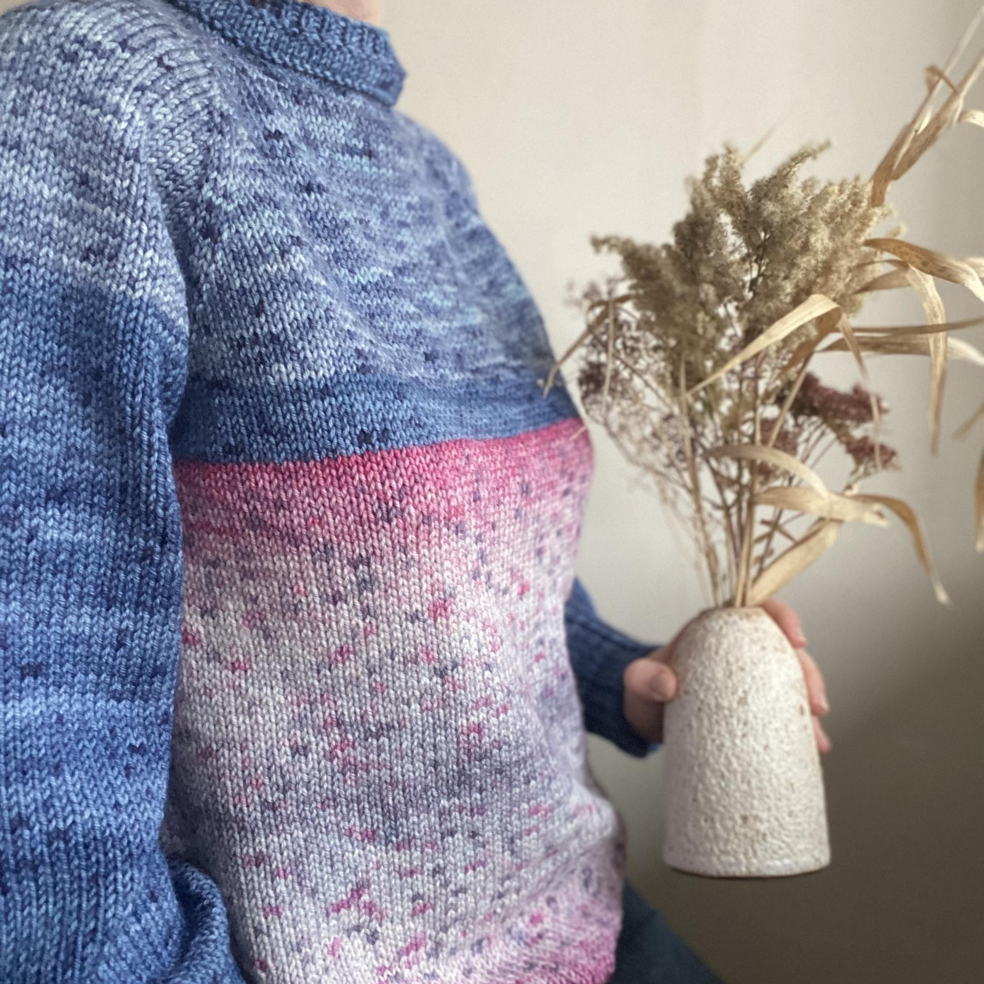 СВИТЕР РАССВЕТ, РУЧНОЙ РАБОТЫ ИЗ ПРЯЖИ РУЧНОГО КРАШЕНИЯ