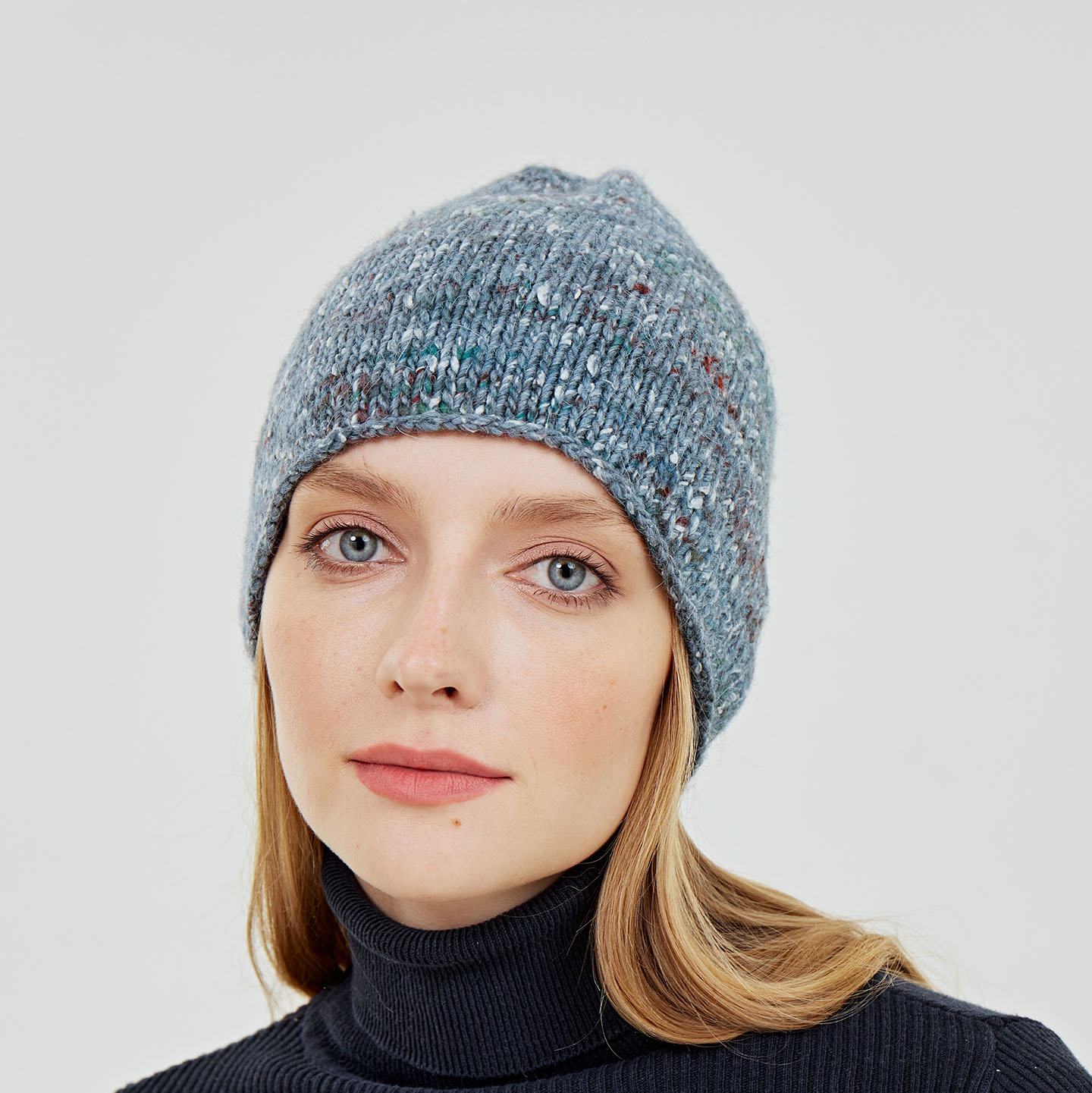 ШАПКА ТВИДОВАЯ ЛОНДОНСКИЙ ТУМАН ИЗ АЛЬПАКИ, ШЕЛКА И МЕРИНОСА