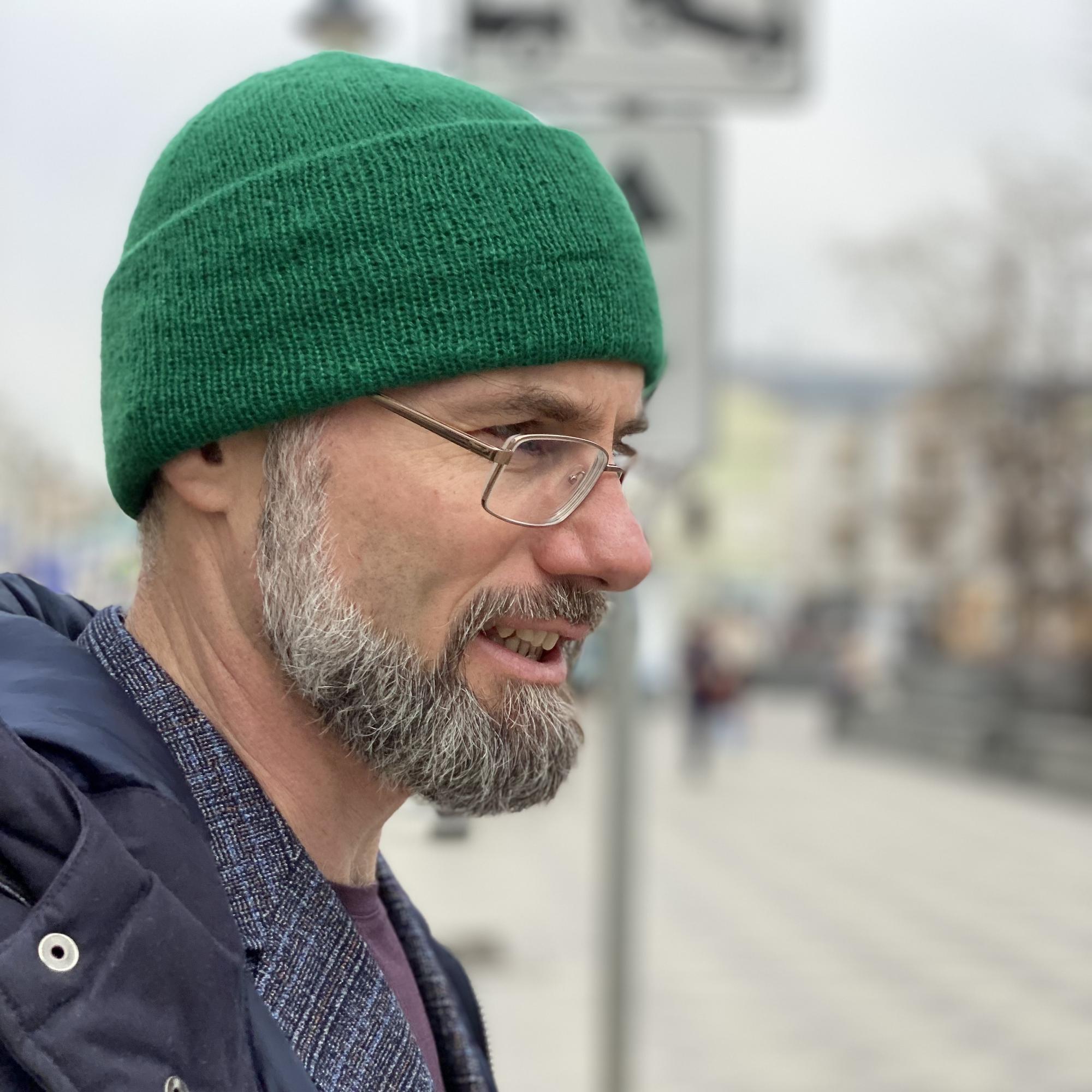 МУЖСКАЯ КАШЕМИРОВАЯ ДВОЙНАЯ ШАПКА С ОТВОРОТОМ, ВИТАЛЬНЫЙ ЗЕЛЕНЫЙ