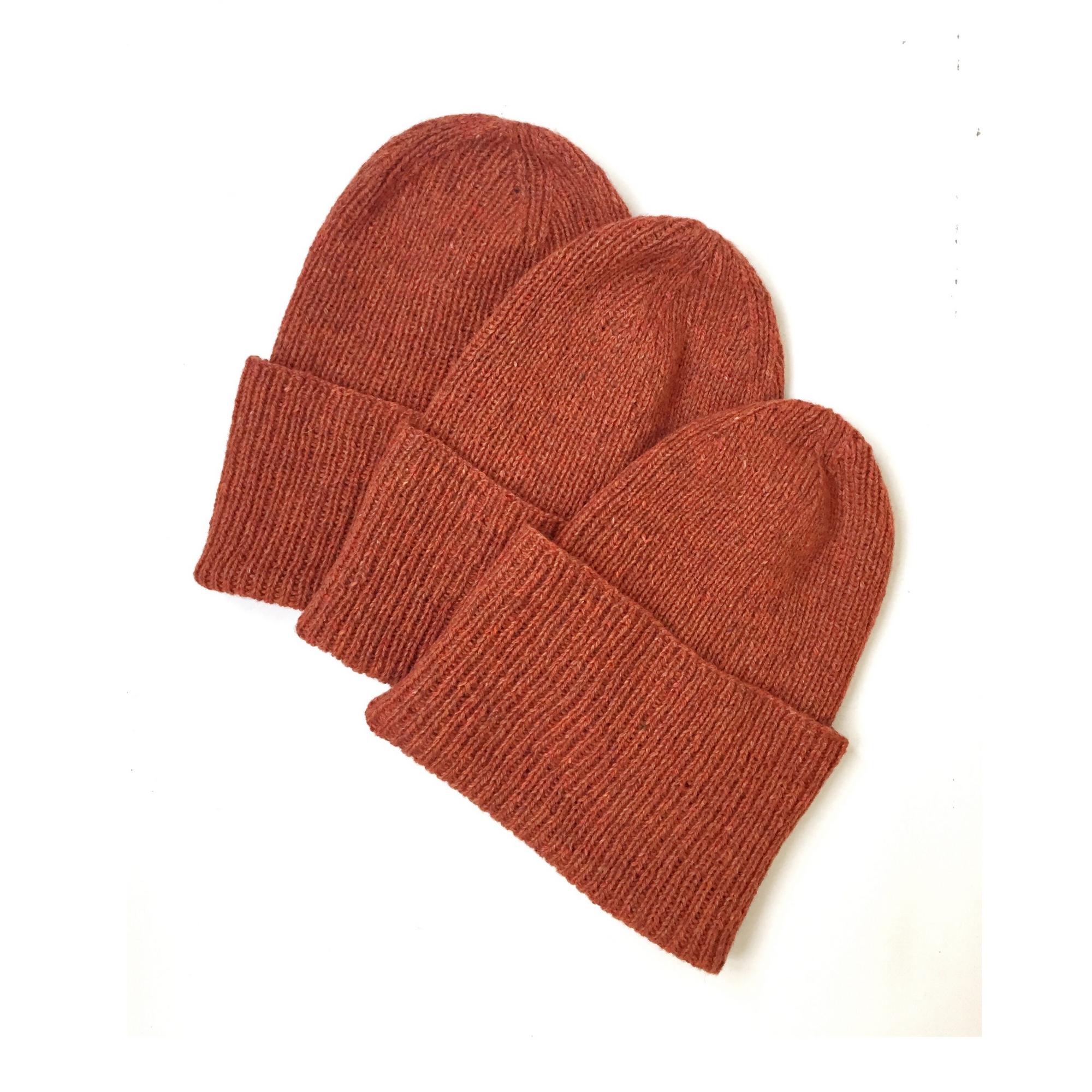 ШАПКА ЗОЛОТАЯ КОРИЦА ИЗ АУТЕНТИЧНОЙ ШОТЛАНДСКОЙ ШЕРСТИ ЯГНЯТ