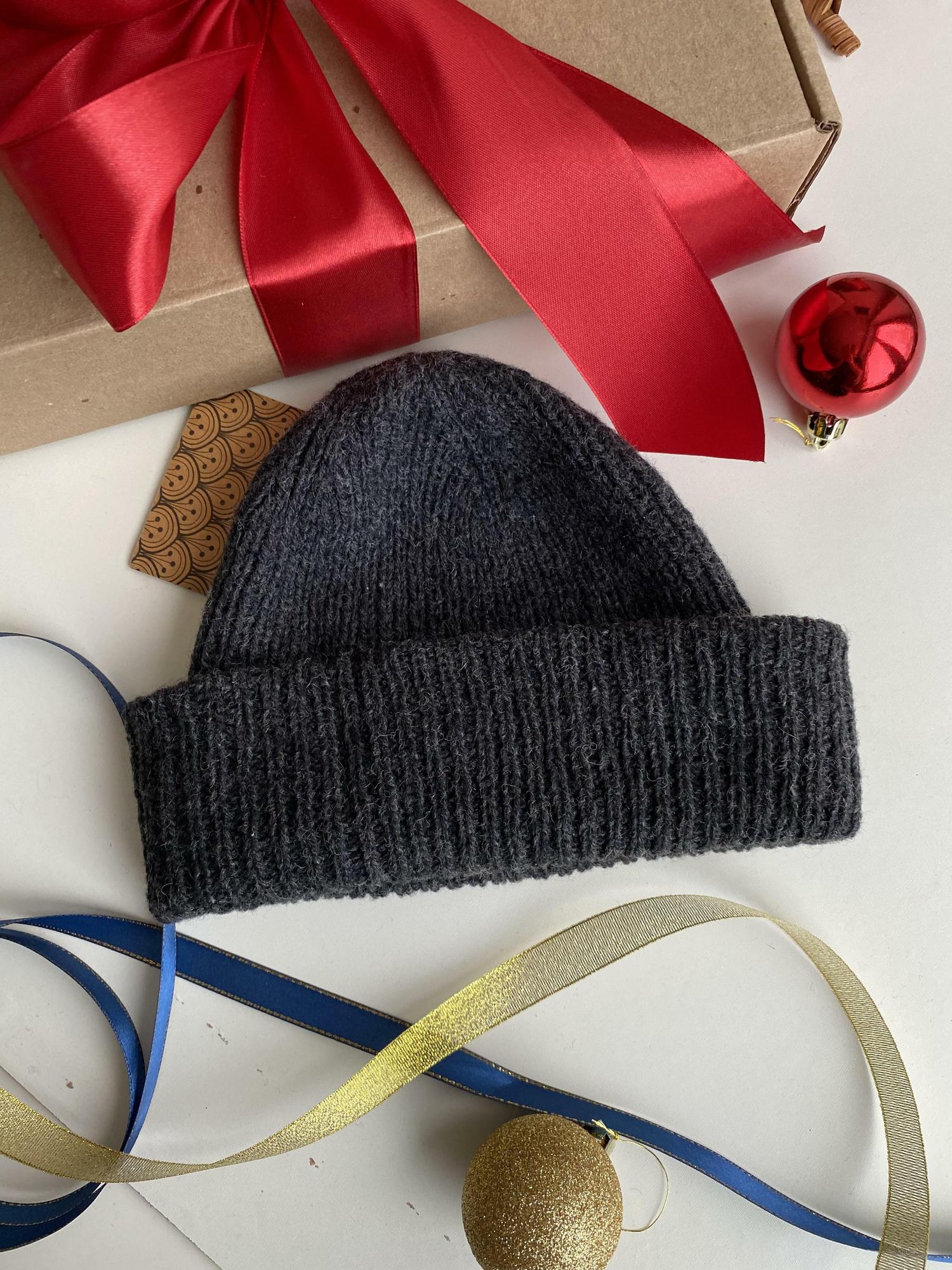 ШАПКА МУЖСКАЯ HIPSTER ГРАФИТ ИЗ АУТЕНТИЧНОЙ ШОТЛАНДСКОЙ ШЕРСТИ ЯГНЯТ