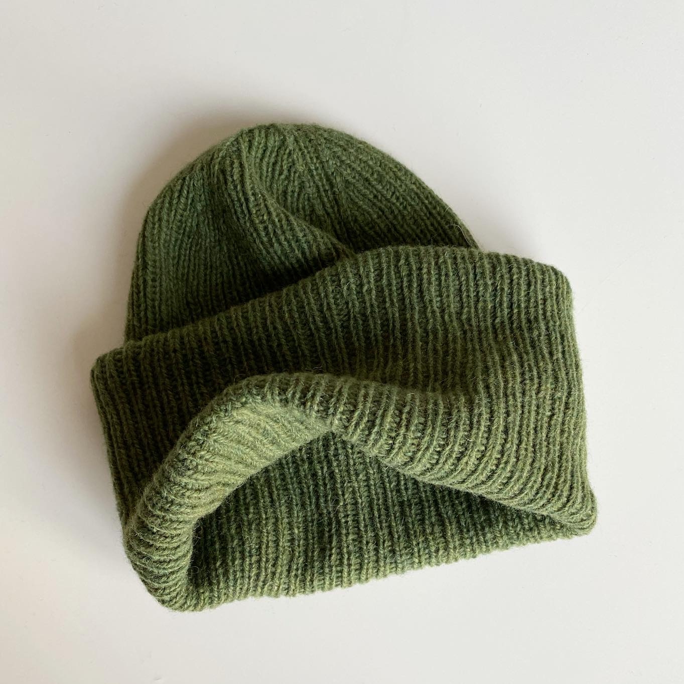 ШАПКА МУЖСКАЯ HIPSTER ИЗ АУТЕНТИЧНОЙ ШОТЛАНДСКОЙ ШЕРСТИ ЯГНЯТ