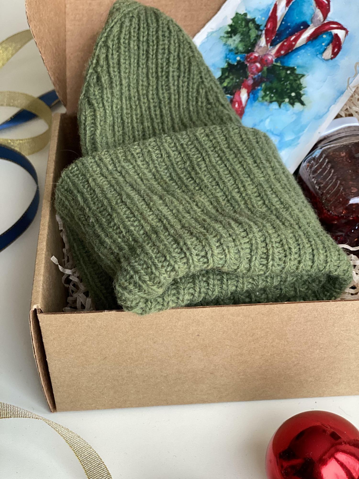 МУЖСКОЙ ПОДАРОЧНЫЙ НОВОГОДНИЙ НАБОР #4 С ШАПКОЙ ИЗ ШОТЛАНДСКОЙ ШЕРСТИ ЯГНЯТ