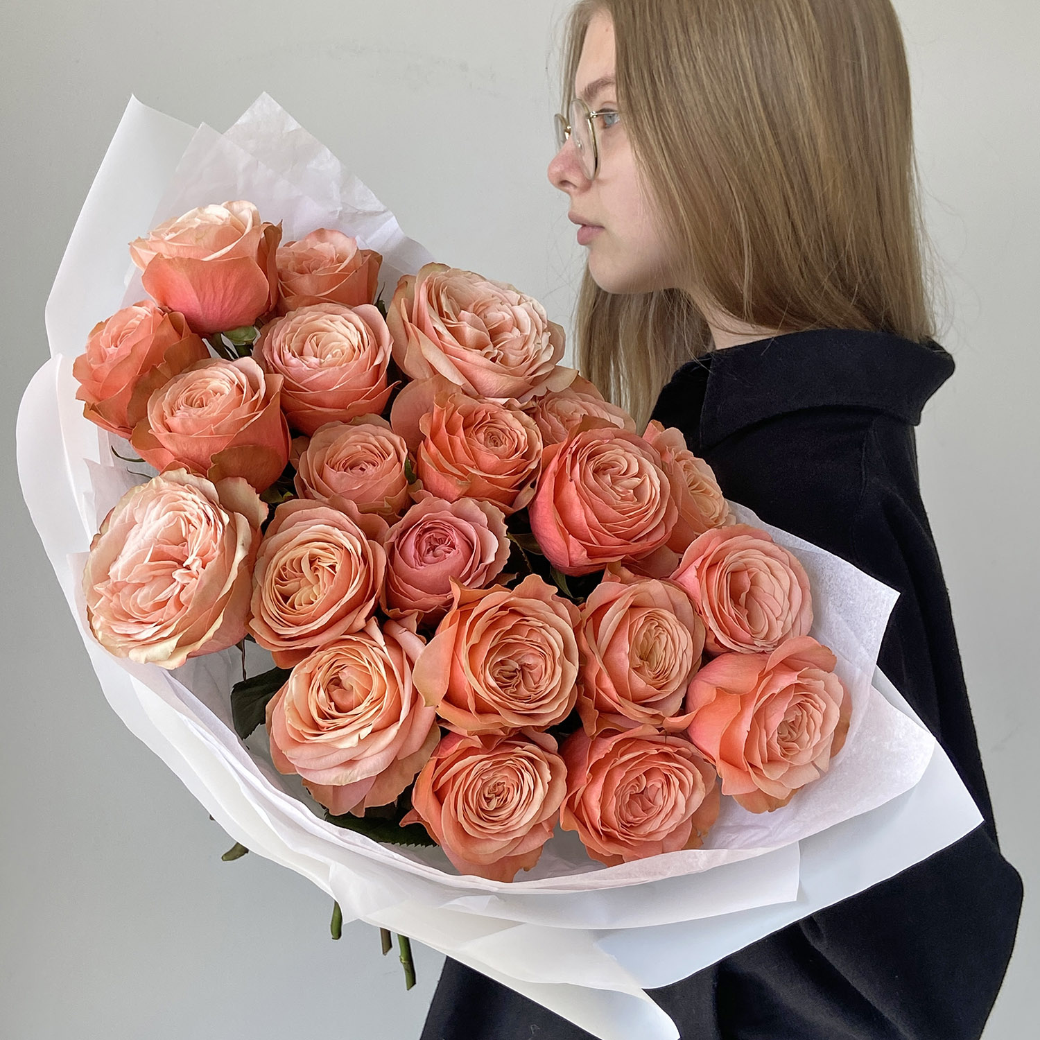 Пионовидные розы Кахала