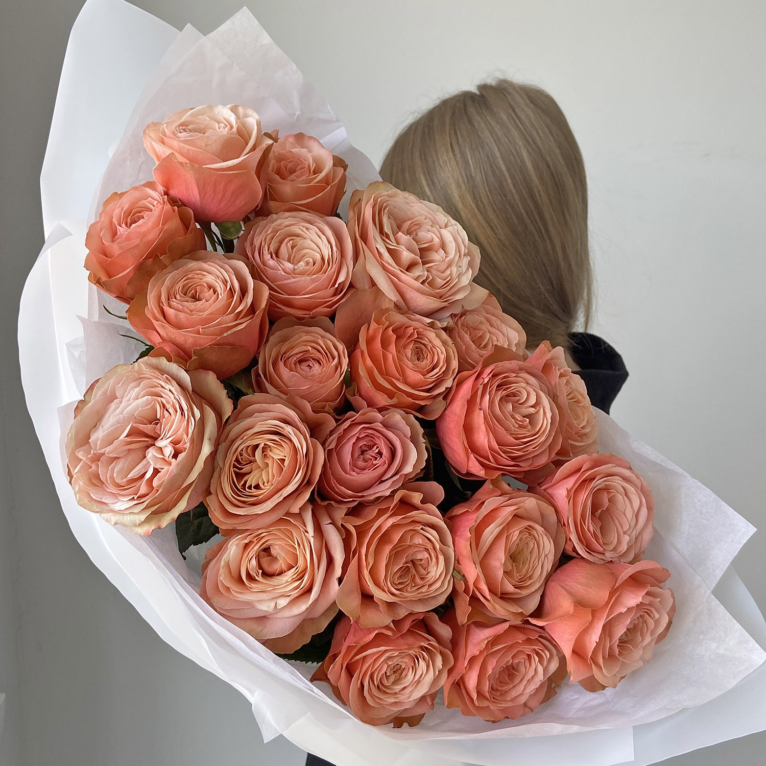 Пионовидные розы Кахала