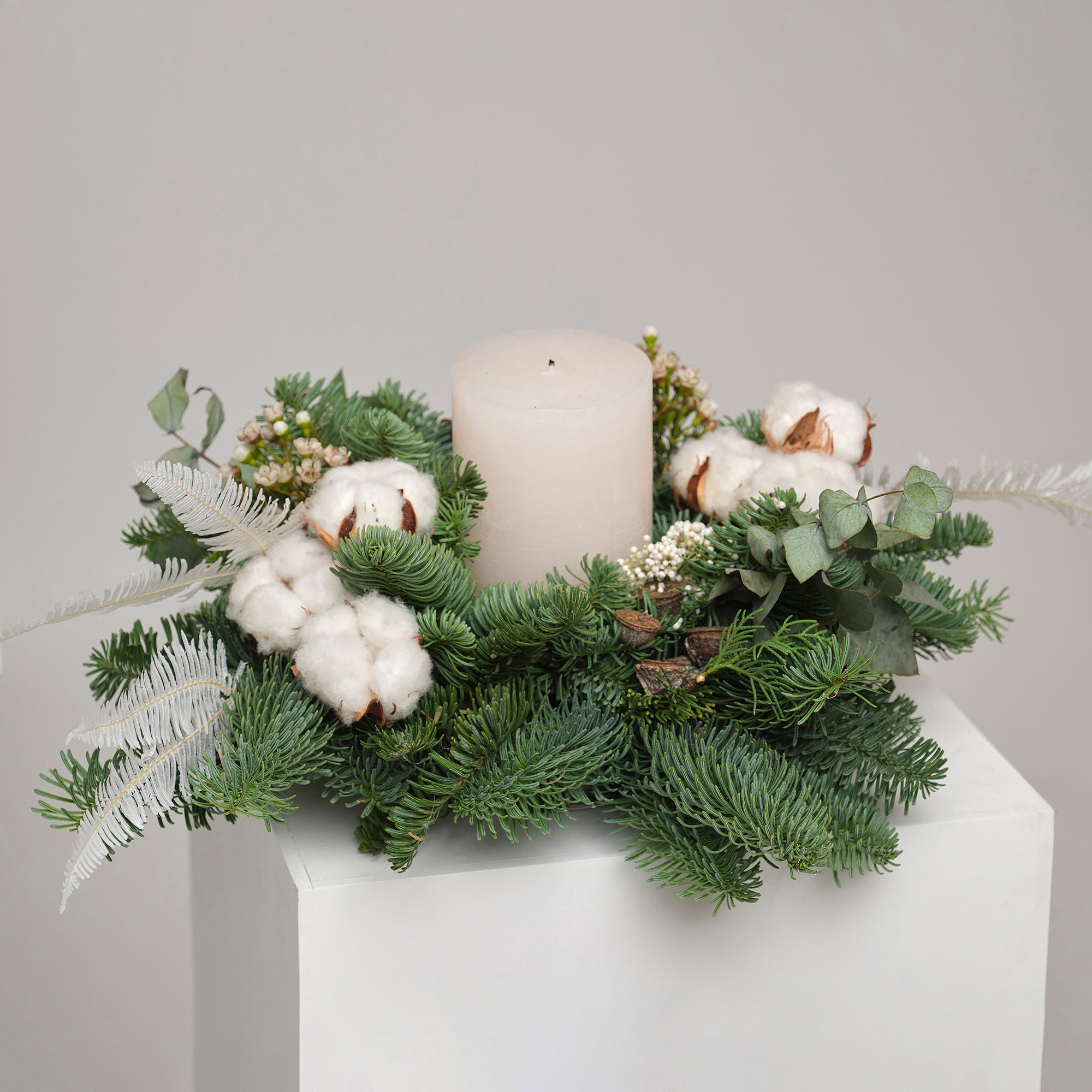 Композиция со свечой "Зимняя сказка"