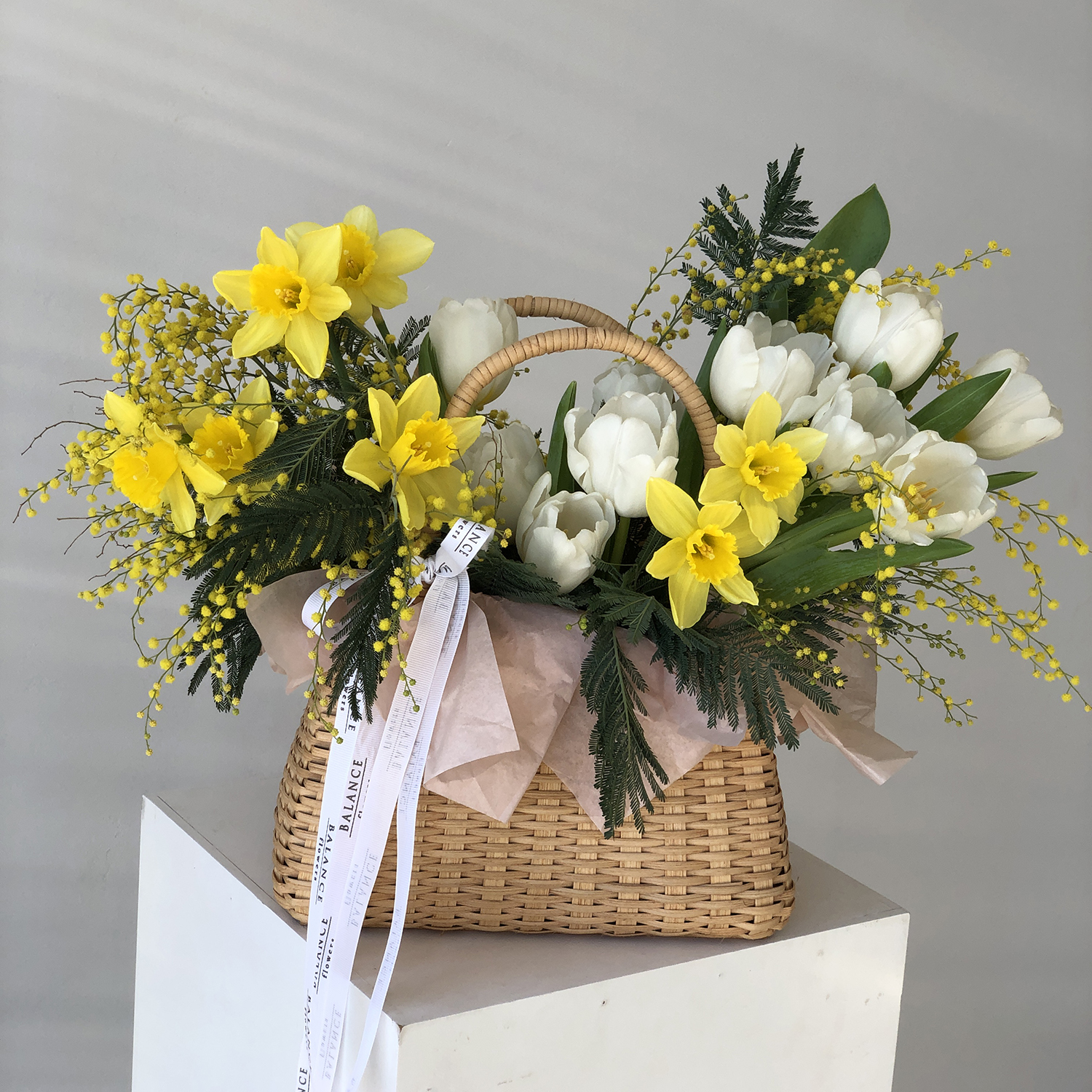 Корзина "Весенняя капель" - размер S