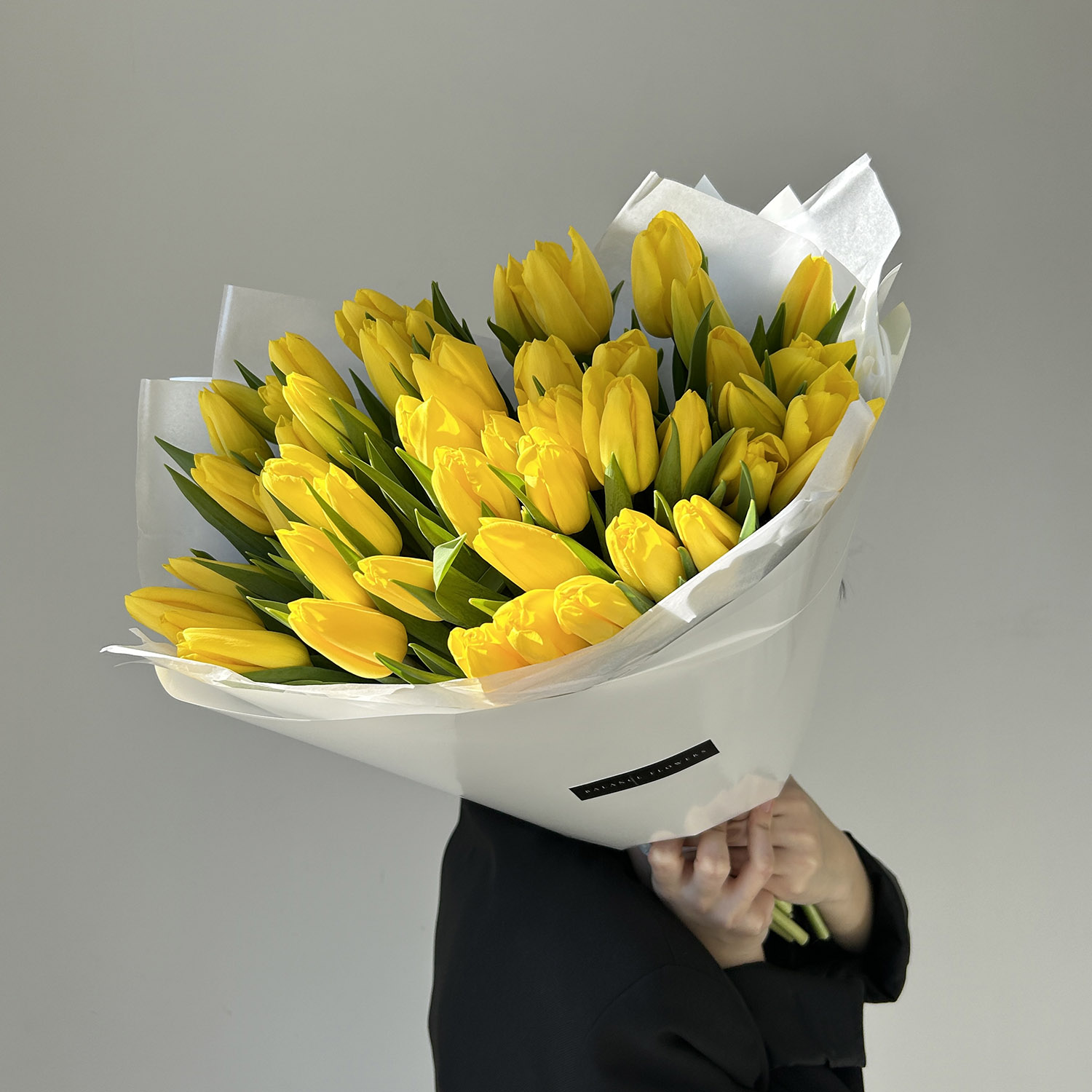 Букет желтых тюльпанов