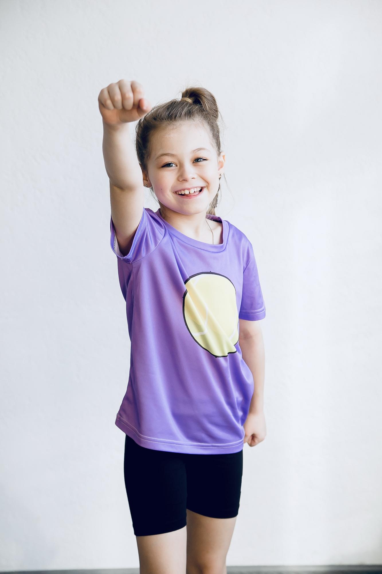 Футболка «Мяч»  сиреневая