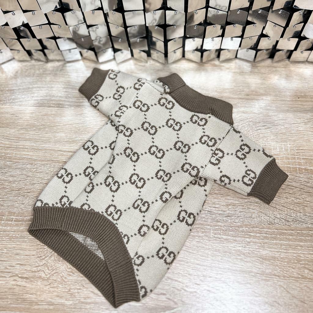 Свитер с монограммой бежево-коричневый