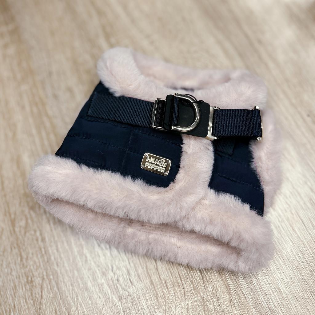 Шлейка синяя с розовым мехом