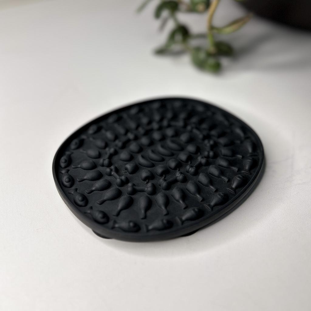 Коврик-лизалка черный