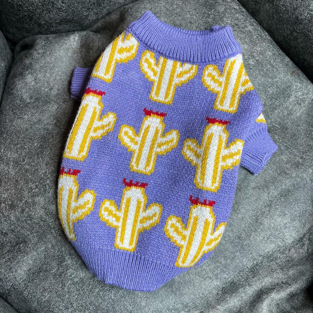 Свитер с кактусами