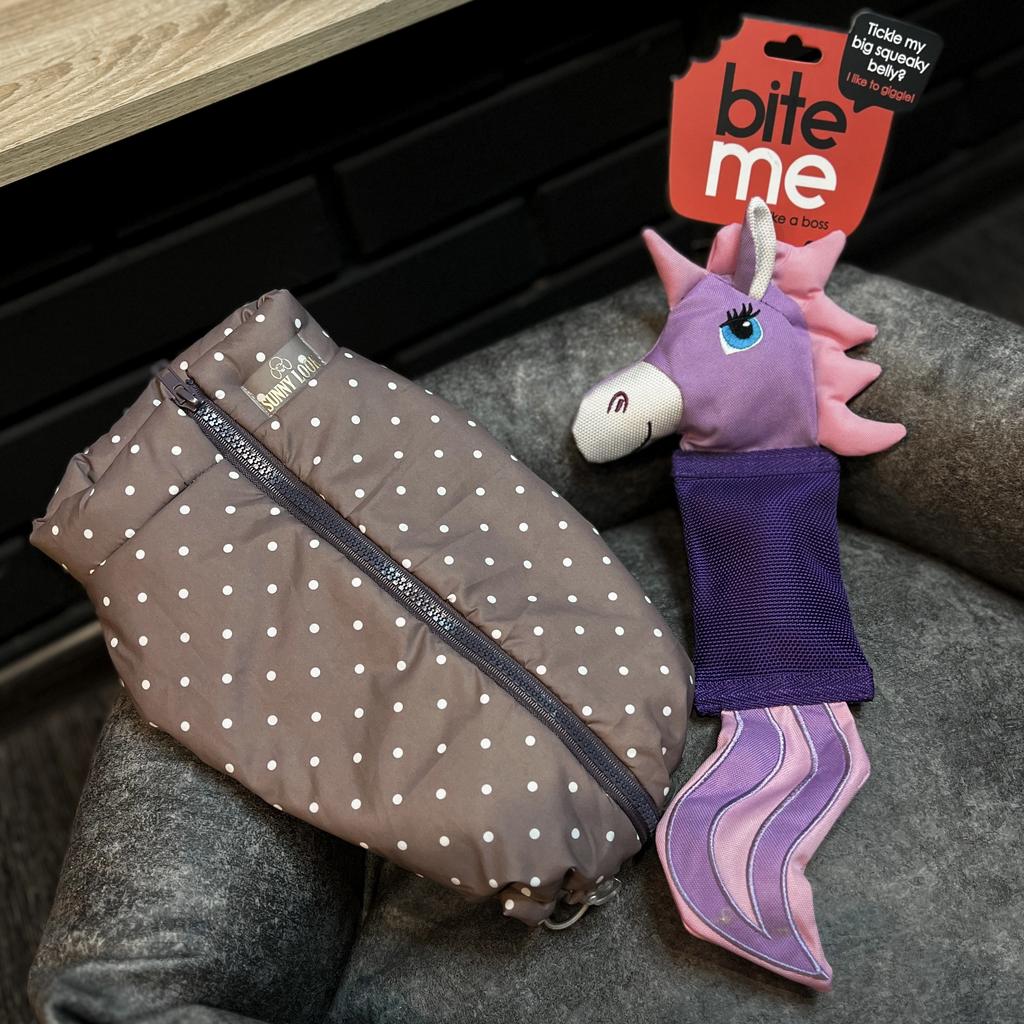 Жилетка в горошек розовая