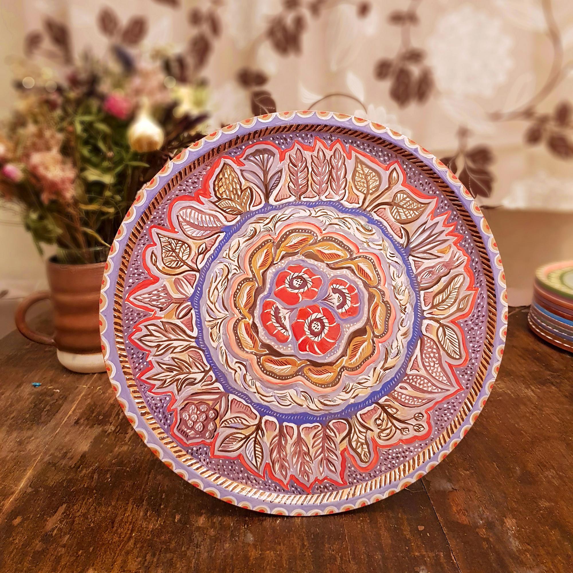 Тарелка с ручной росписью