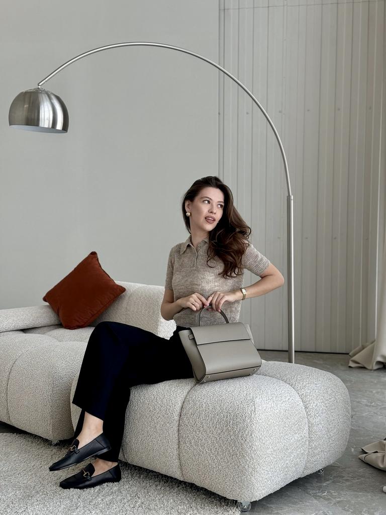 Сумка "Трапеция" под формат А5 в тепло-сером цвете