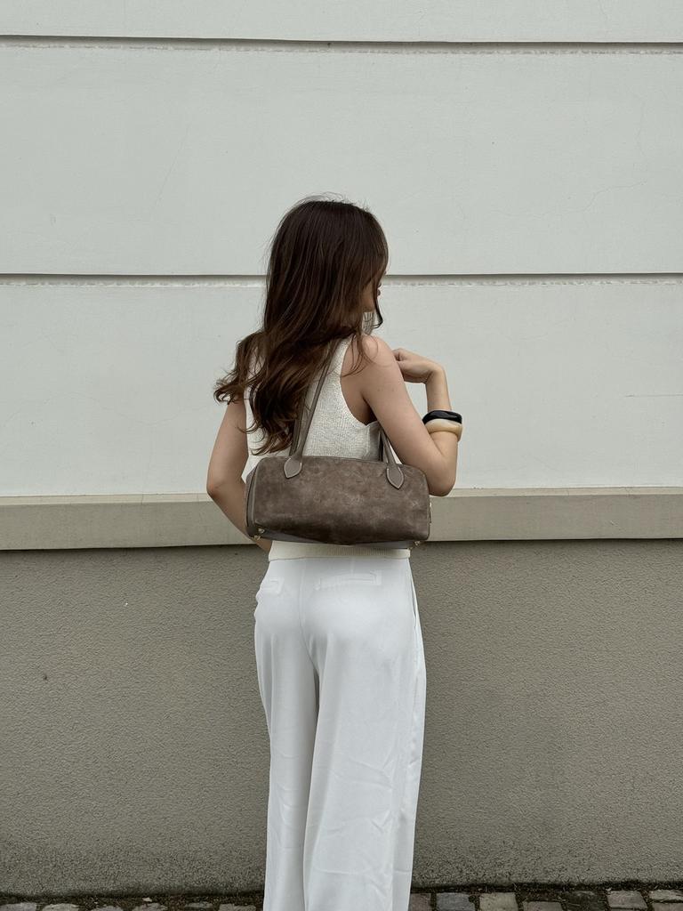 Сумка-такса в цвете тауп