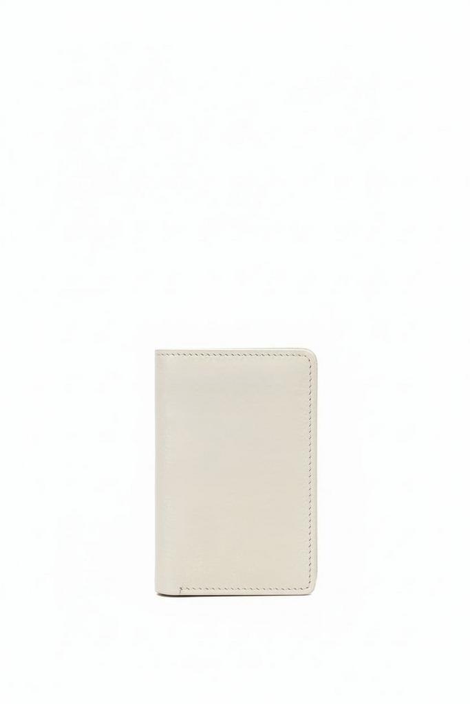 Обложка на паспорт в молочном цвете