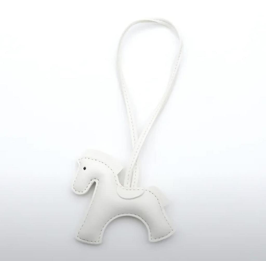 Брелок: лошадка белый