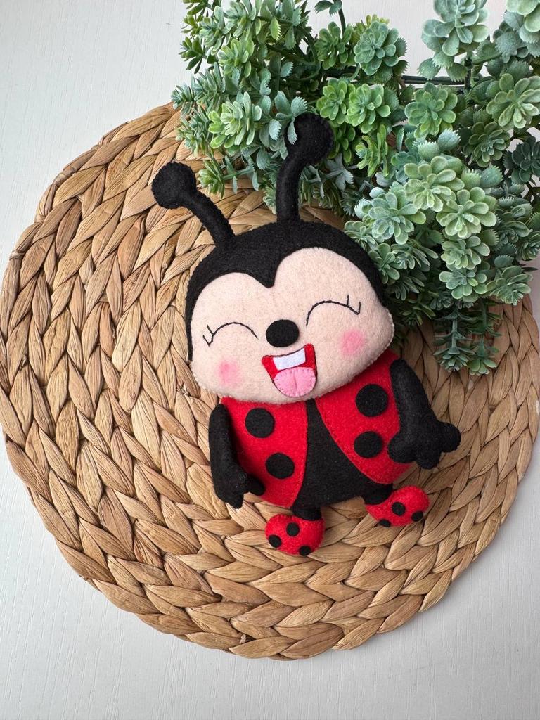 Выкройка «Божья Коровка»