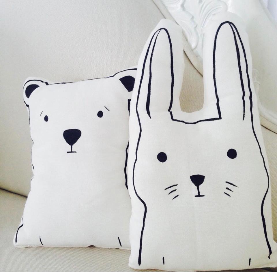 Подушка зайчик