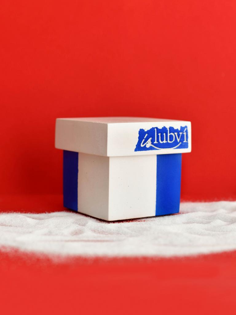 Свеча V KUBE Parizh