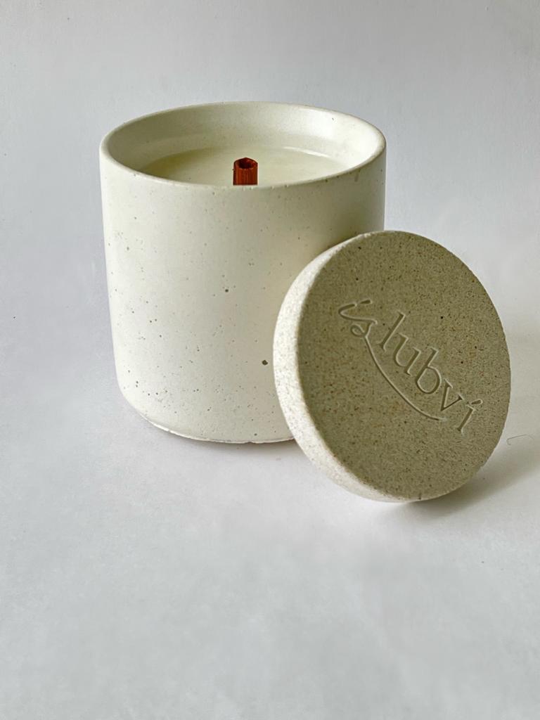 Свеча BELAYA GVARDIYA с каменной крышкой