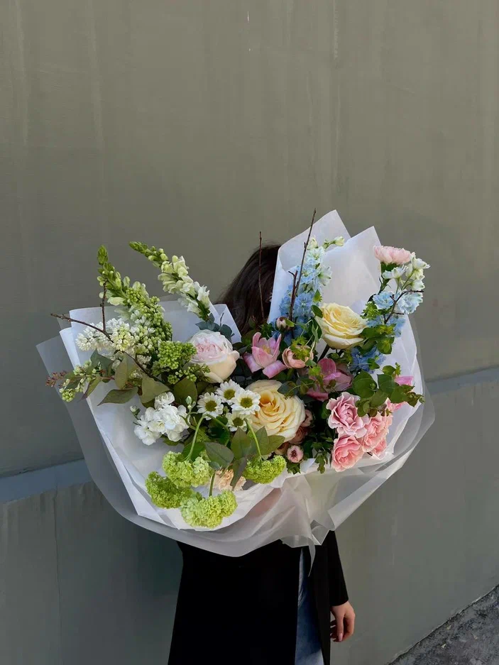 СБОРНЫЙ БУКЕТ В АКВАРЕЛЬНОЙ ГАММЕ