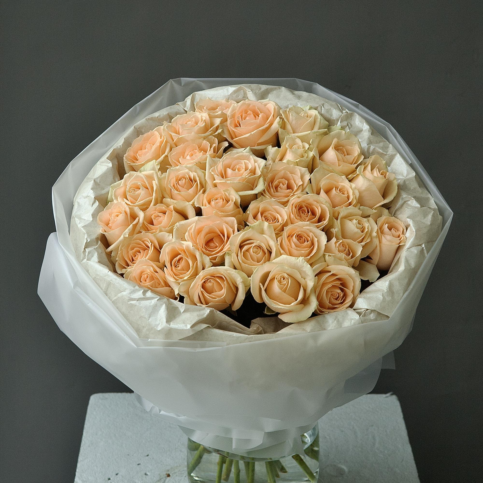 МОНО-БУКЕТ ИЗ 31 РОЗ СОРТА "ПИЧ АВАЛАНШ"