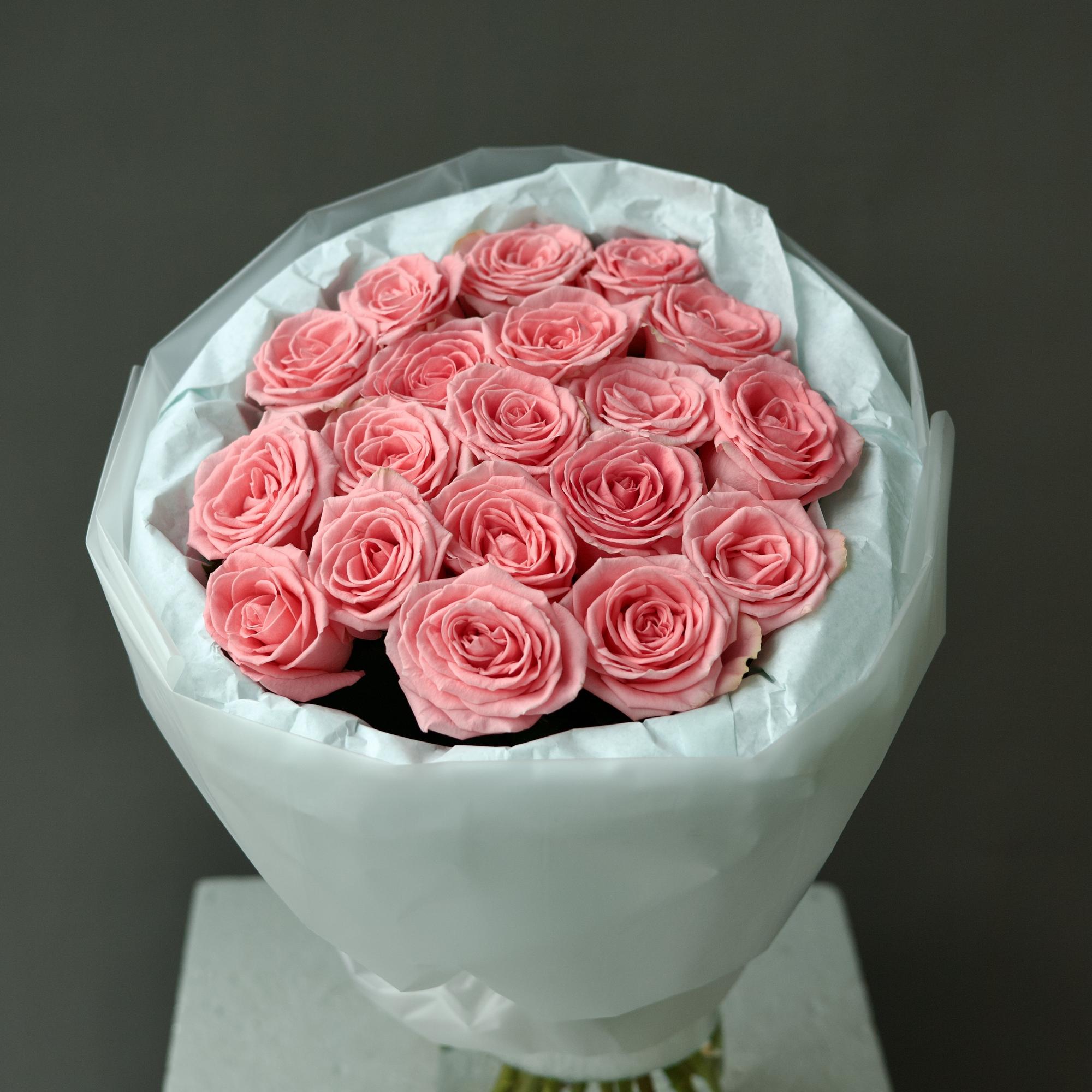 МОНО - БУКЕТ ИЗ 19 РОЗ СОРТА "СОФИ ЛОРЕН"