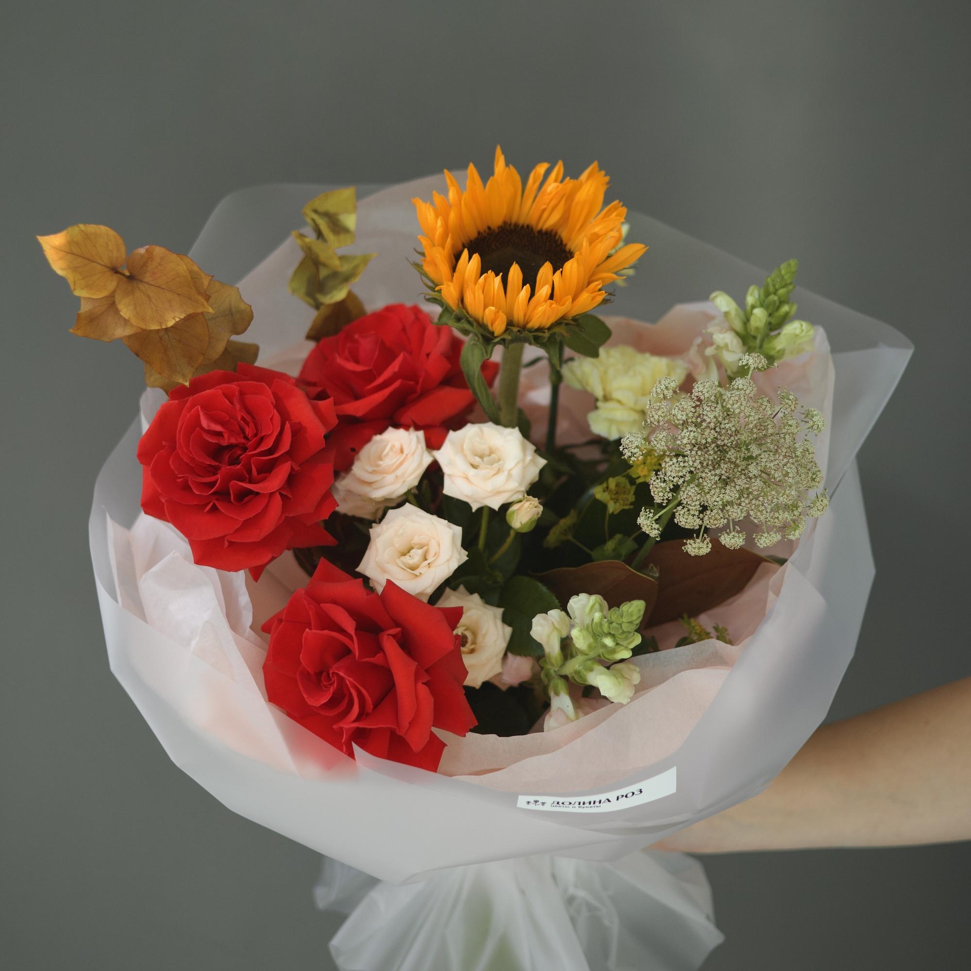 БУКЕТ В ЯРКОЙ ГАММЕ