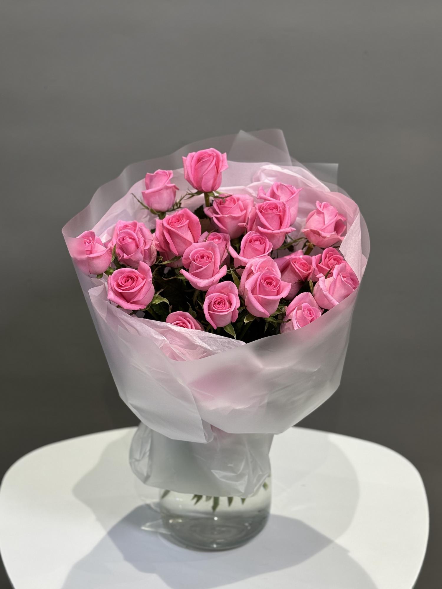 МОНО-БУКЕТ ИЗ РОЗ СОРТА "РЕВИВАЛ"