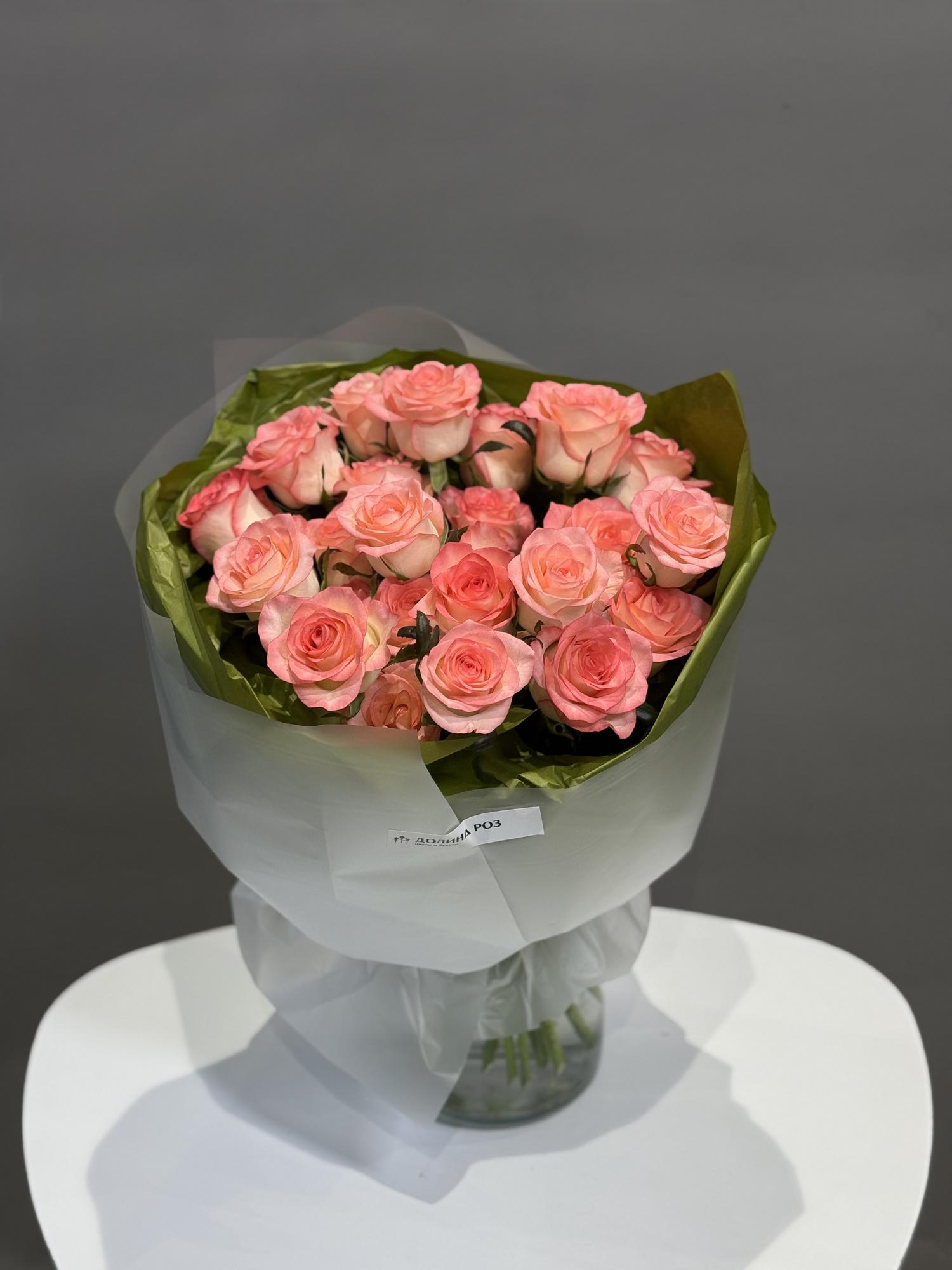 МОНО-БУКЕТ ИЗ РОЗ СОРТА "ДЖУМИЛИЯ"