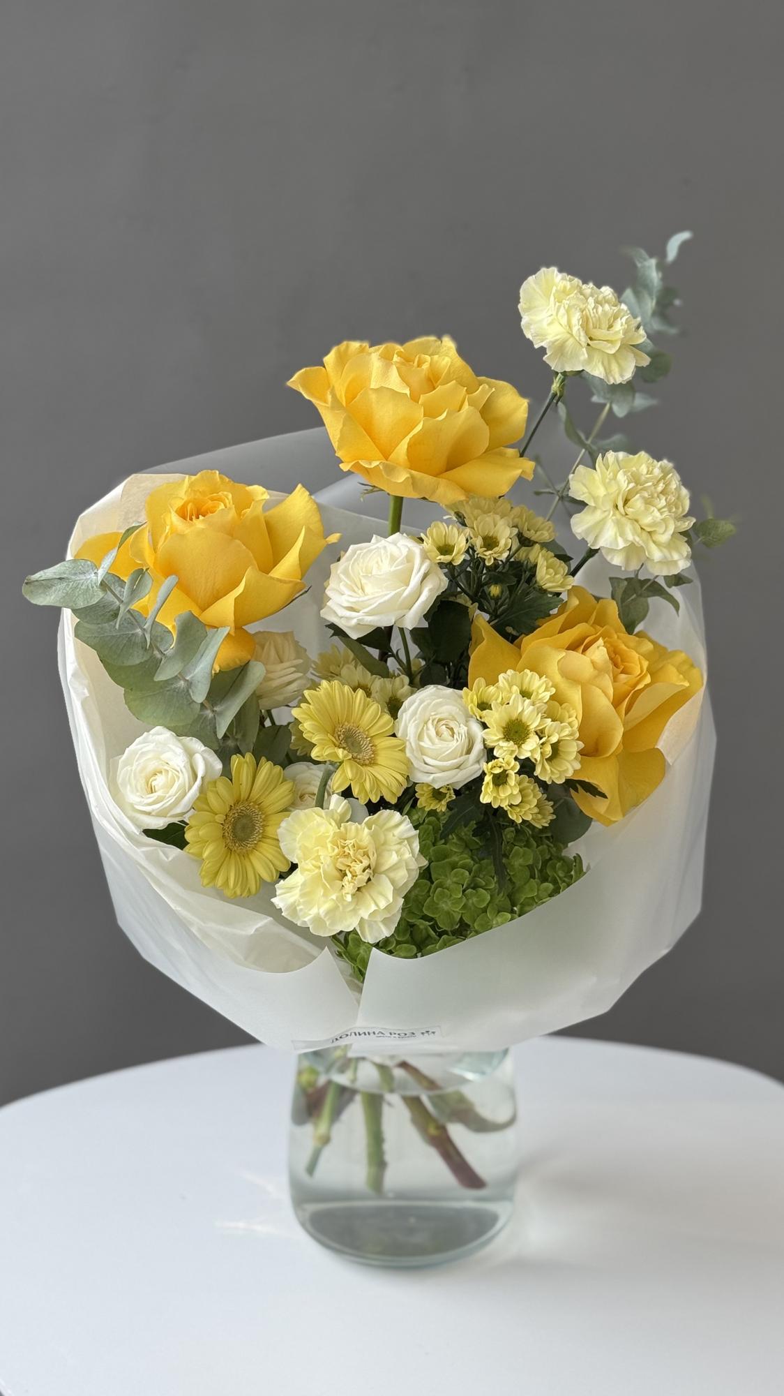 БУКЕТ СБОРНЫЙ В ЖЕЛТОЙ ГАММЕ