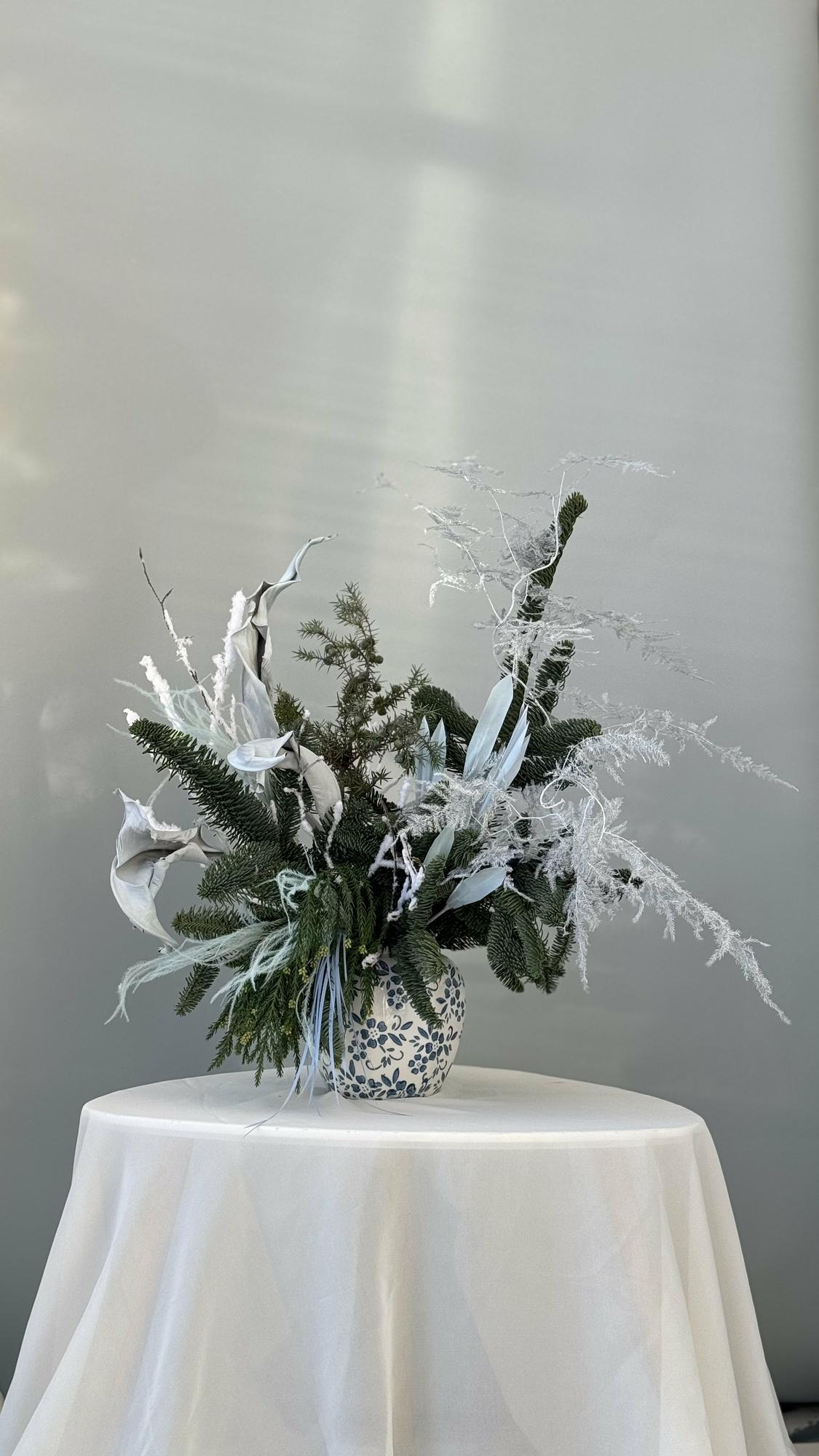 КОМПОЗИЦИЯ ПО МОТИВАМ "ХОЛОДНОЕ СЕРДЦЕ"