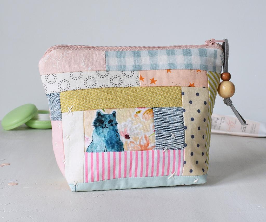 Лоскутный кошелек с милыми котиками на молнии