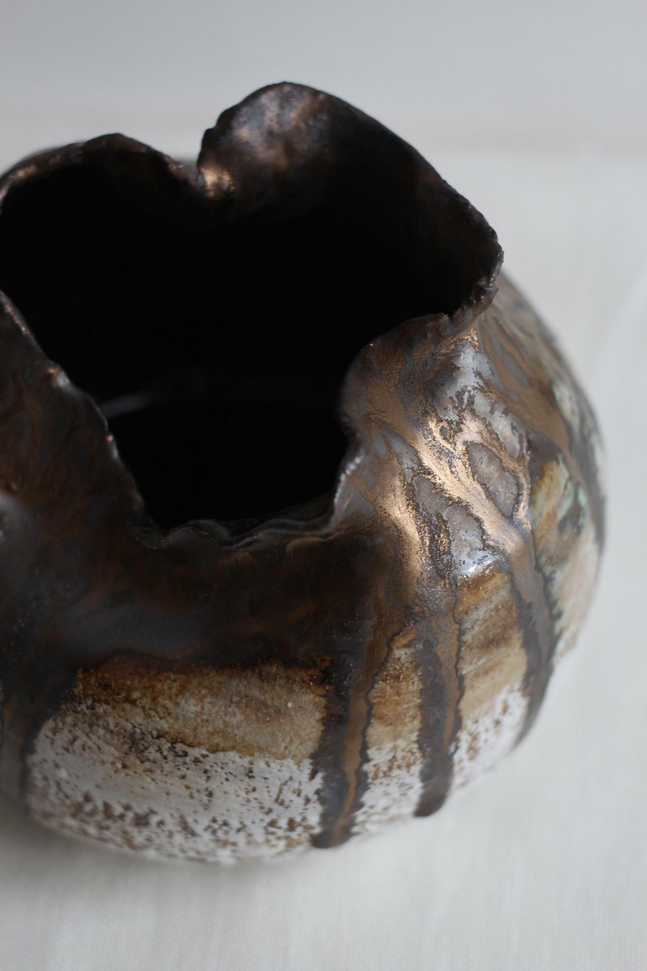 Ваза шар ПРОБУЖДЕНИЕ бронза 15 см