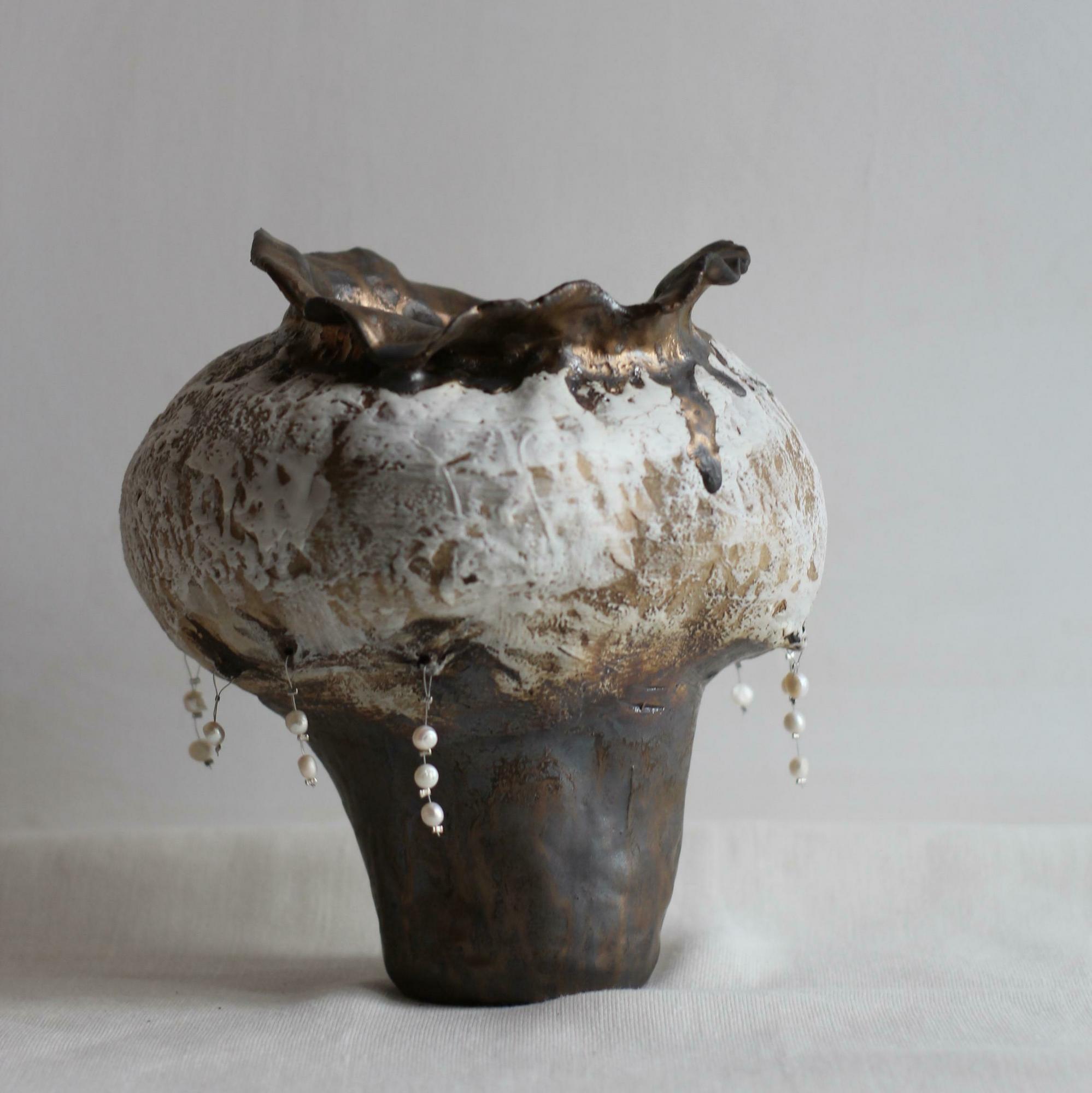 Ваза ПРОБУЖДЕНИЕ большая бронза 23 см