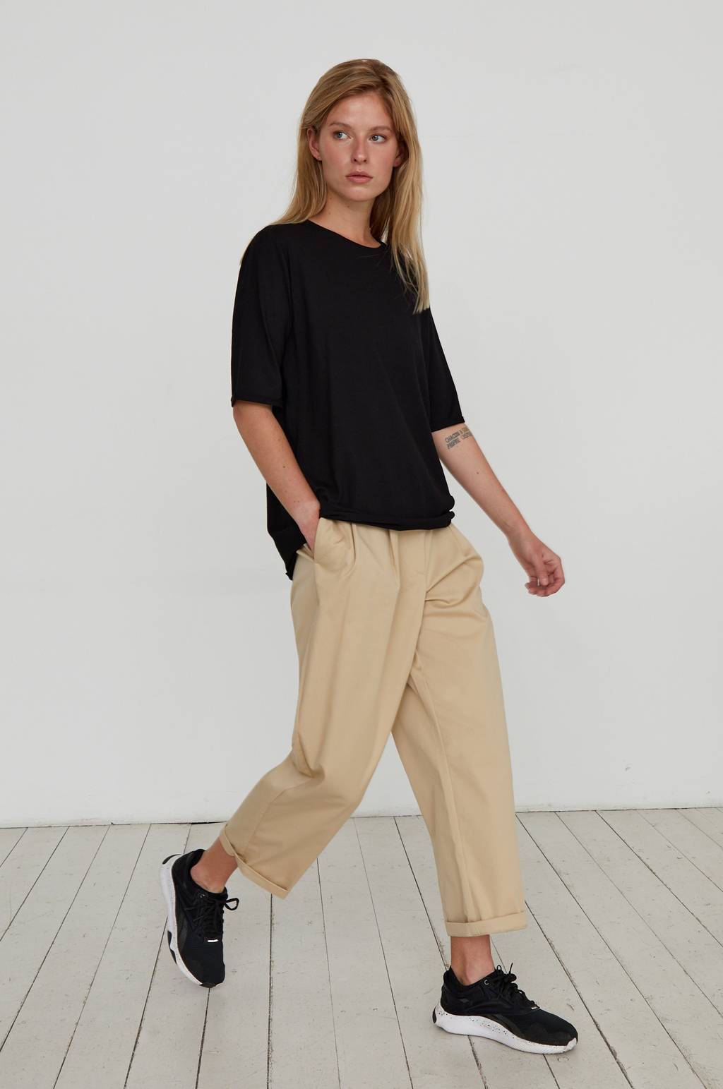 Wide leg trousers beige