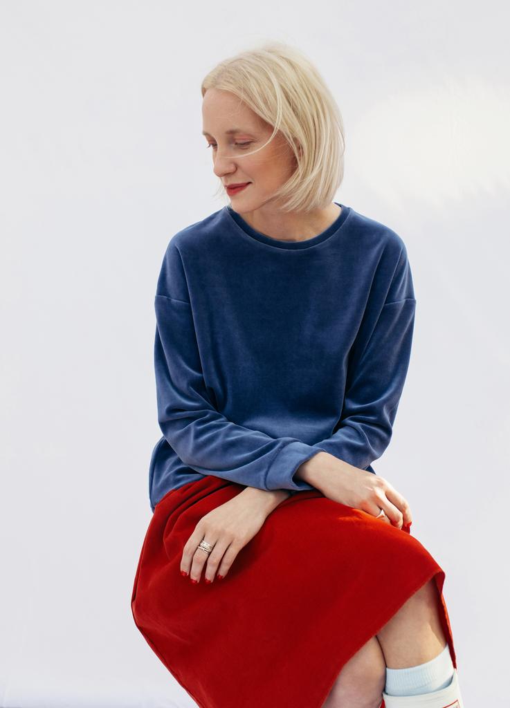 Indigo velour sweatshirt