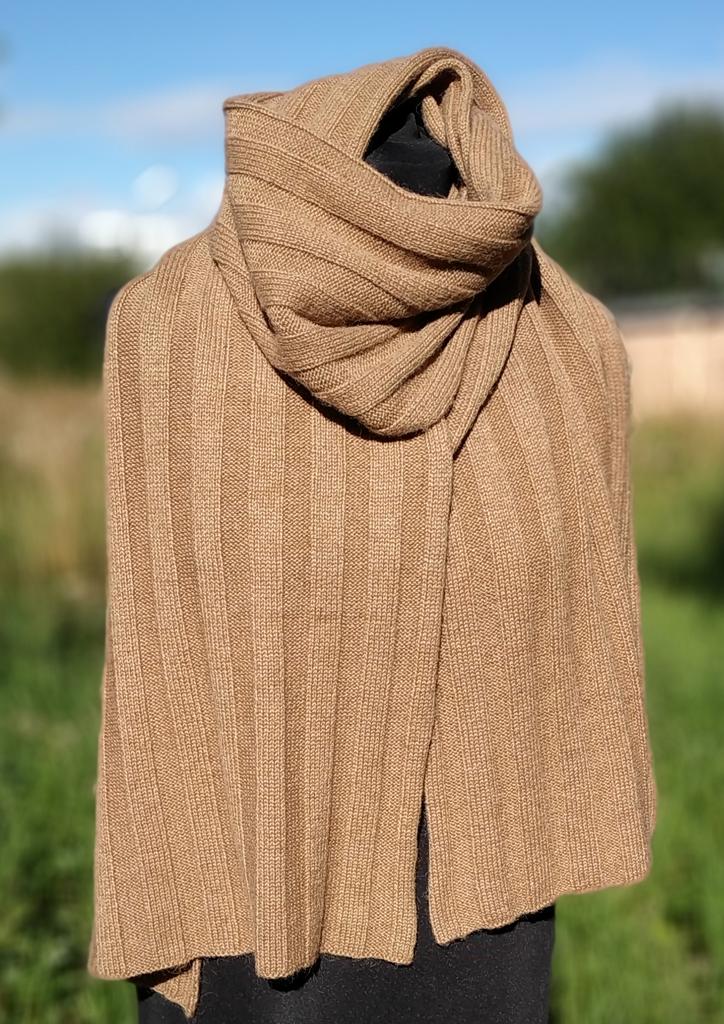 Шарф из шерсти верблюда натуральный