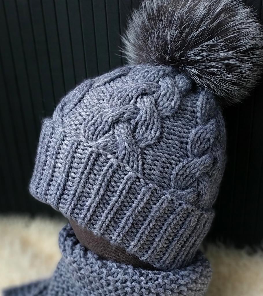 Шапка женская с меховым помпоном Серый Меланжевый